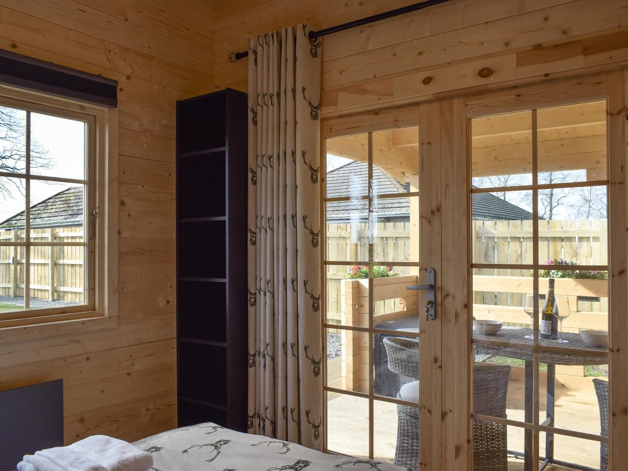 Pinewood Cabin Saline Экстерьер фото
